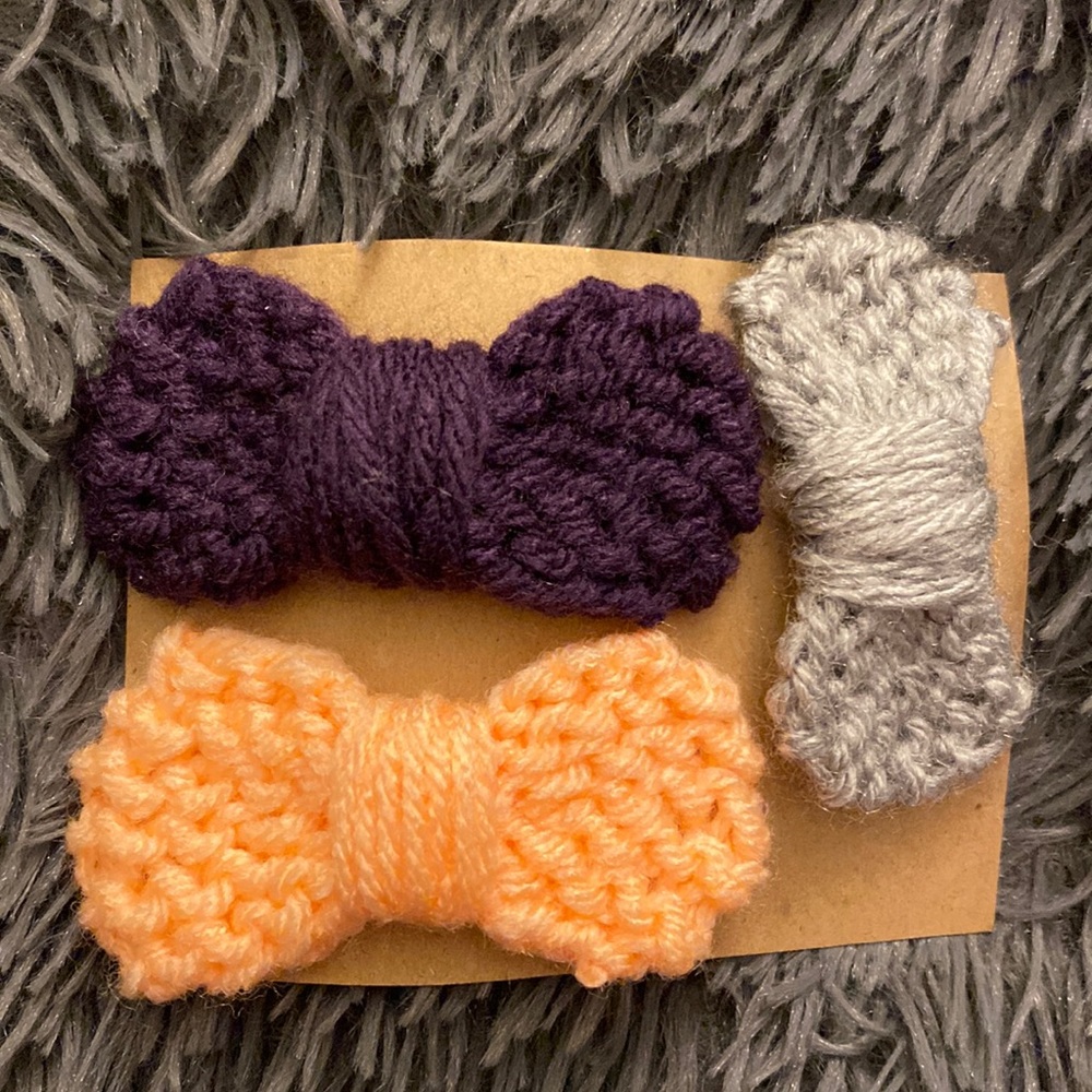 3 bow clips